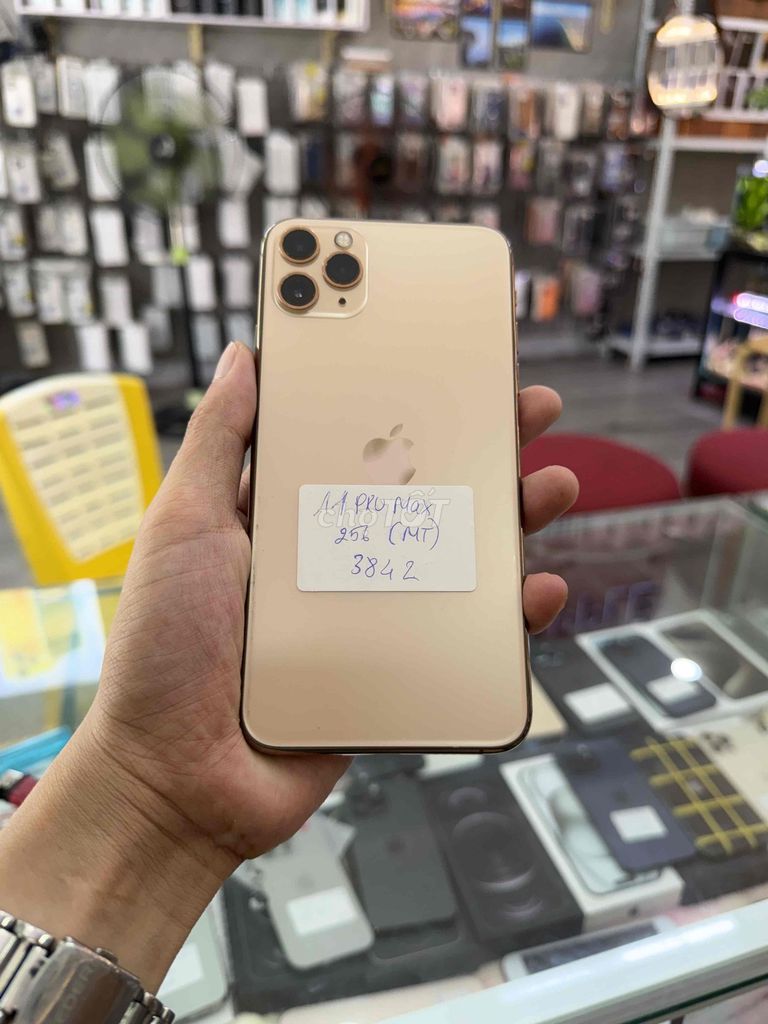 Apple iPhone 11 Pro Max 256GB Vàng đẹp. Mua bán Điện thoại tại Quận Hải Châu Đà Nẵng được đăng bởi Hoàng Táo 273 Nguyễn Hoàng Đà Nẵng hình 1