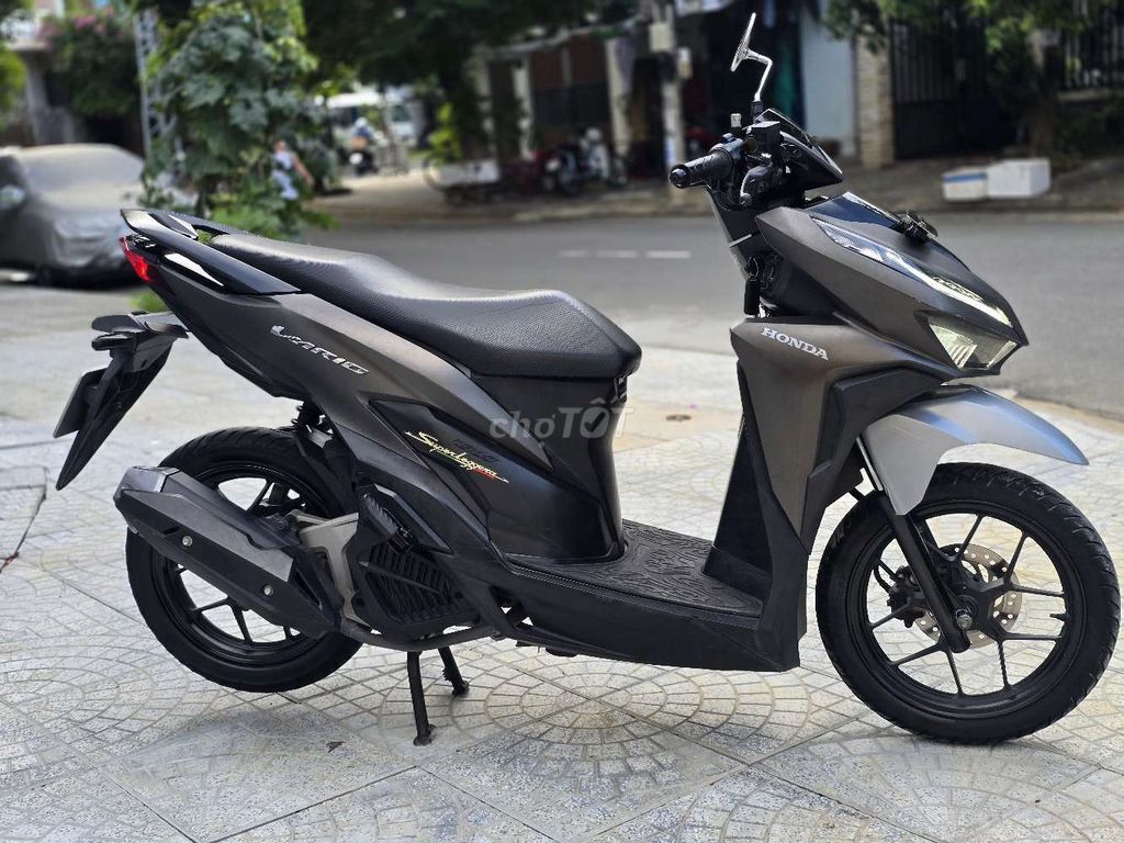 Honda Vario чёрный матовый, скутер