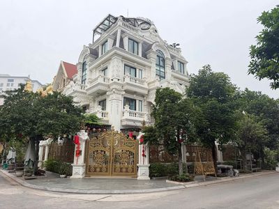 Villa in Long Biên