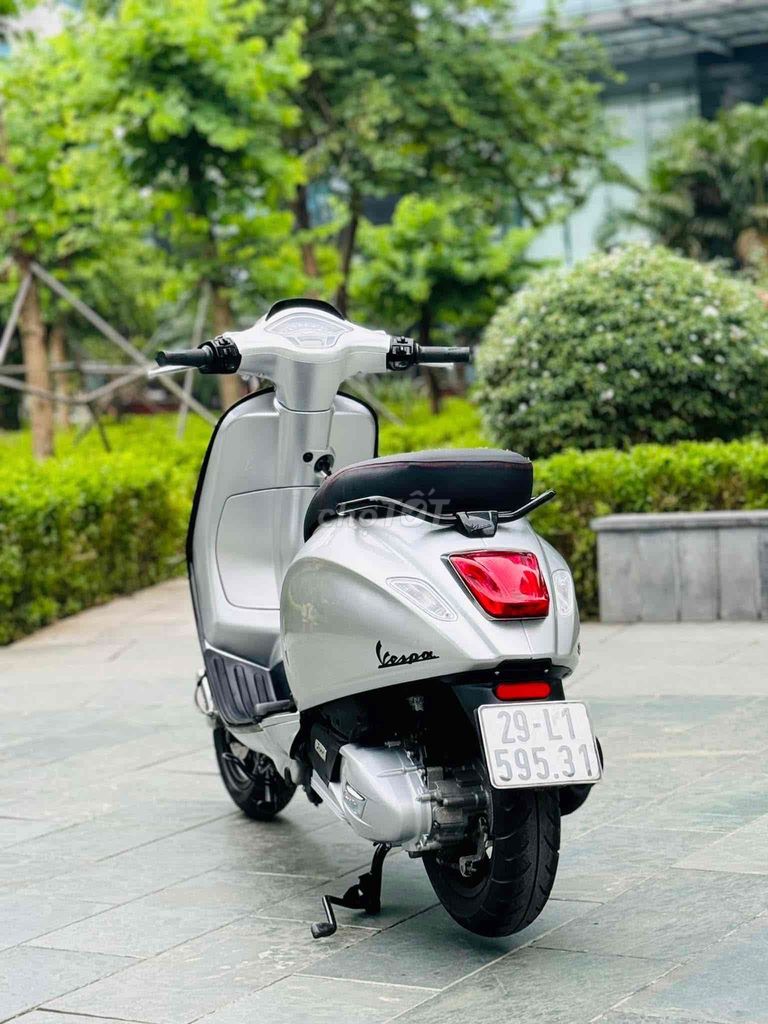 VespaSprint 2017 siêu lướt - Trả trước 25tr ✅. Mua bán Xe máy tại Quận Bắc Từ Liêm Hà Nội được đăng bởi Nguyễn thị xuân hình 3