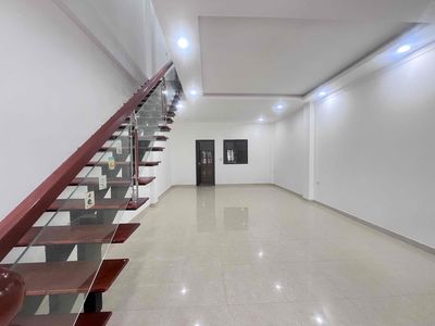 Cho thuê nhà nguyên căn 2 tầng KĐT Oasis, 2PN giá 5tr. Cho thuê nhà ở tại Thị xã Bến Cát Bình Dương được đăng bởi Mỹ Xuyên