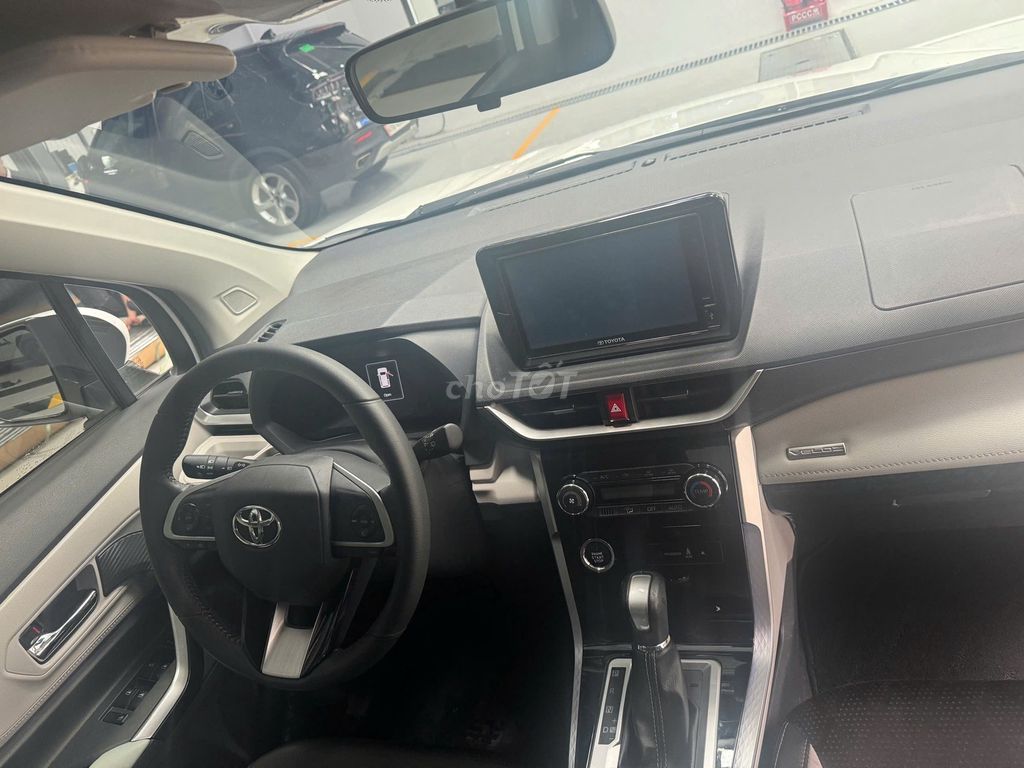 Toyota Veloz Cross 2024 - 48000 km. Mua bán Ô tô tại Thành phố Đà Lạt Lâm Đồng được đăng bởi Huy VF hình 11