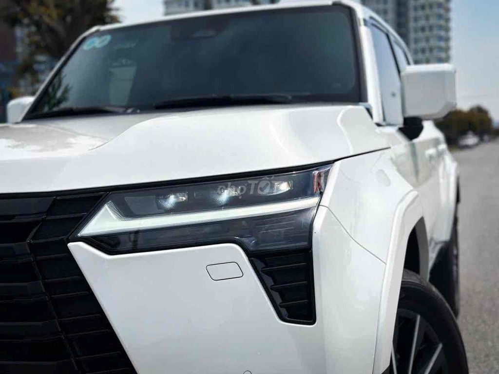 Lexus GX 2024 GX 550 - 10000 km. Mua bán Ô tô tại Thành phố Thủ Đức Tp Hồ Chí Minh được đăng bởi Kay Lê hình 5