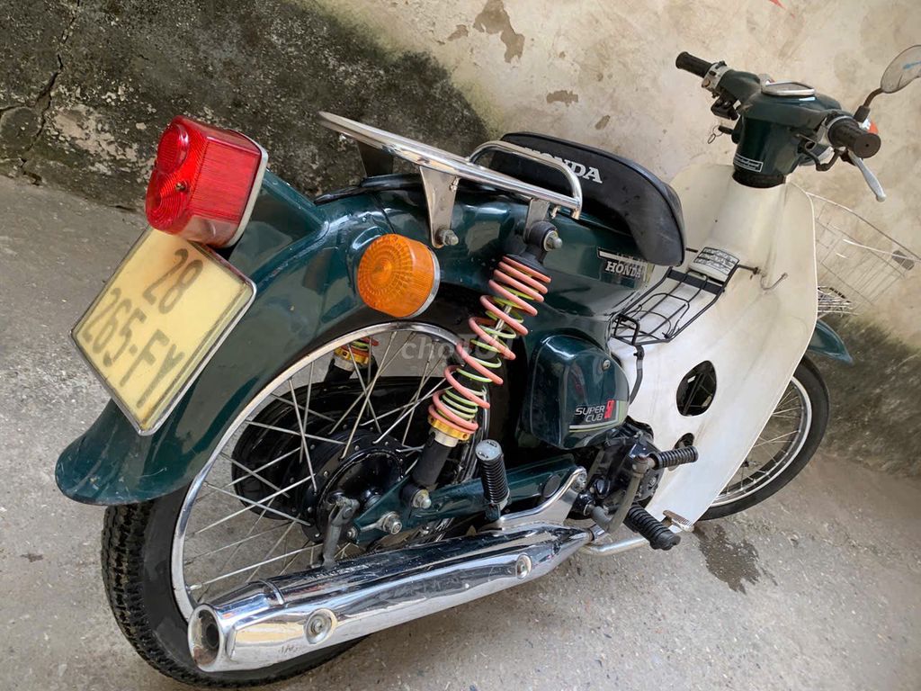 Honda Super Cub 50cc Xanh lá cây. Mua bán Xe máy tại Quận Hoàng Mai Hà Nội được đăng bởi Minhtuan hình 4