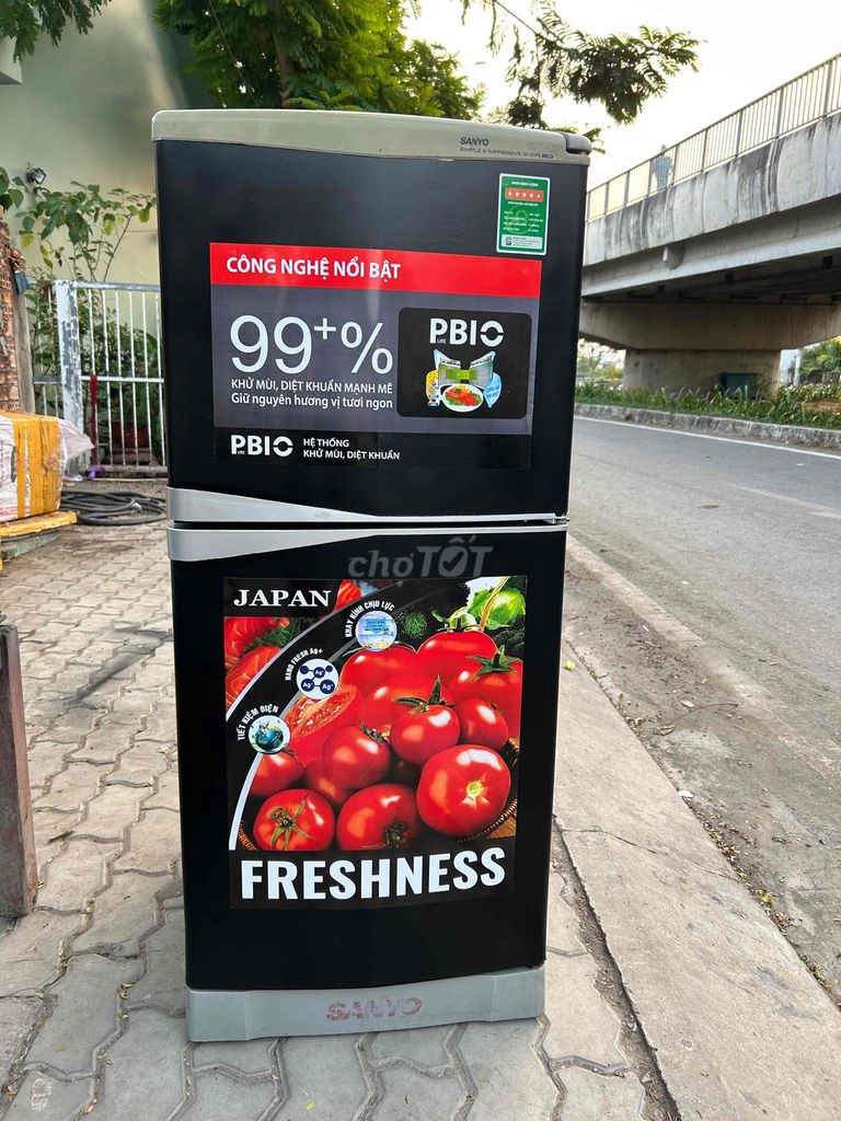 Tủ lạnh Sanyo 120 lít. Mua bán Tủ lạnh tại Huyện Nhà Bè Tp Hồ Chí Minh được đăng bởi Nguyễn Thị Yến hình 1