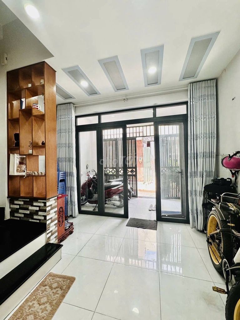 Продам дом в автомобильной аллее Бинь Тхань, 52 м2, 4 этажа, 8,19 млрд долларов