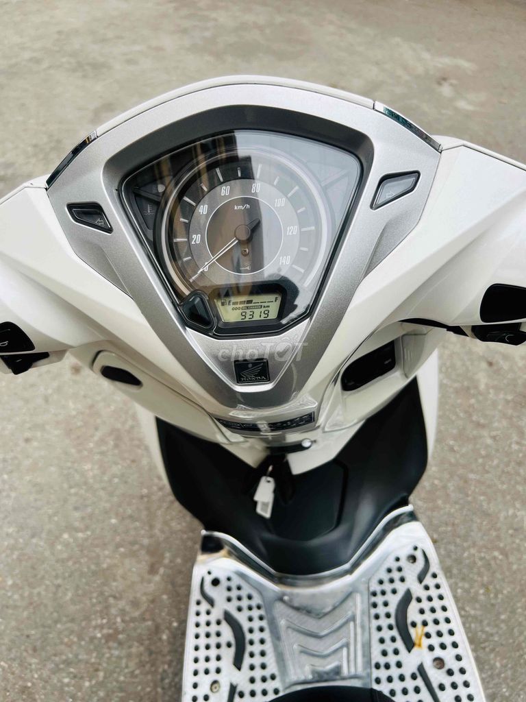 Chào Bán Lead 4val . hỗ trợ góp 9 tr nhận xe. Mua bán Xe máy tại Quận Cầu Giấy Hà Nội được đăng bởi Xe Máy Đoàn Văn Cam Kết Đúng Ảnh Đúng Biển Đúng Giá Trị hình 5