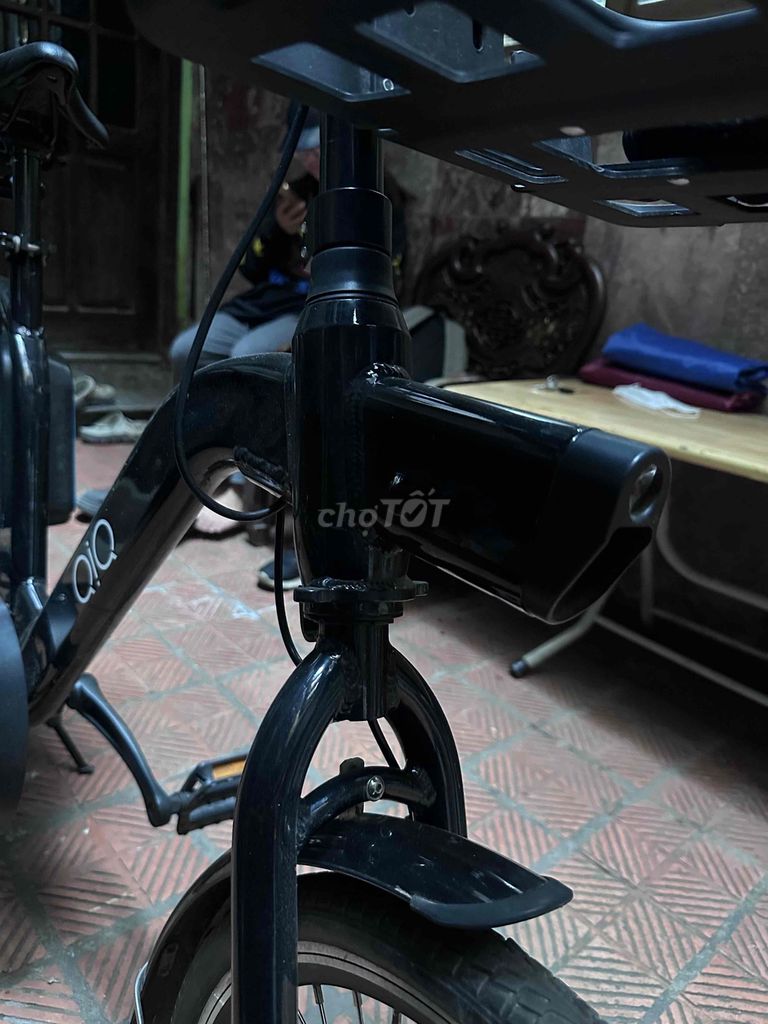 Xe đạp điện trợ lực QIQ Đen. Mua bán Xe điện tại Quận Hoàn Kiếm Hà Nội được đăng bởi Lê Thắng hình 2