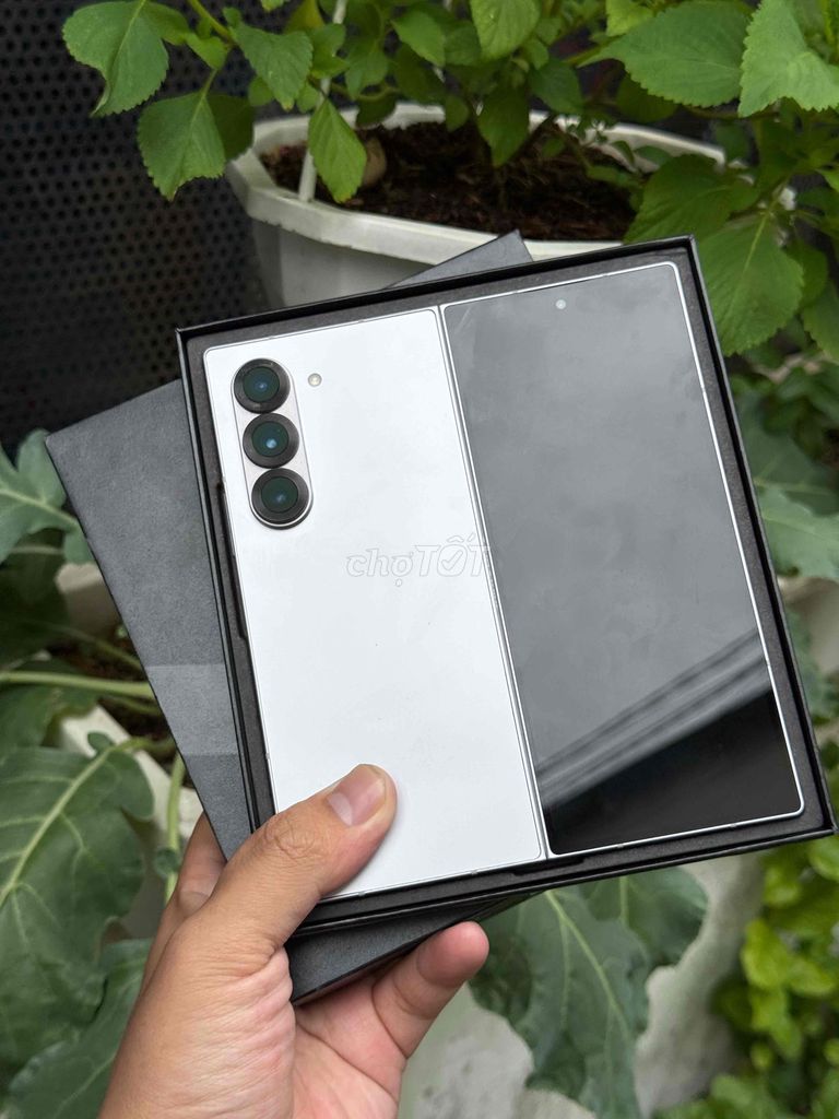 Samsung Fold6 256GB Trắng Việt Nam. Mua bán Điện thoại tại Quận 10 Tp Hồ Chí Minh được đăng bởi Hậu Lưu hình 1
