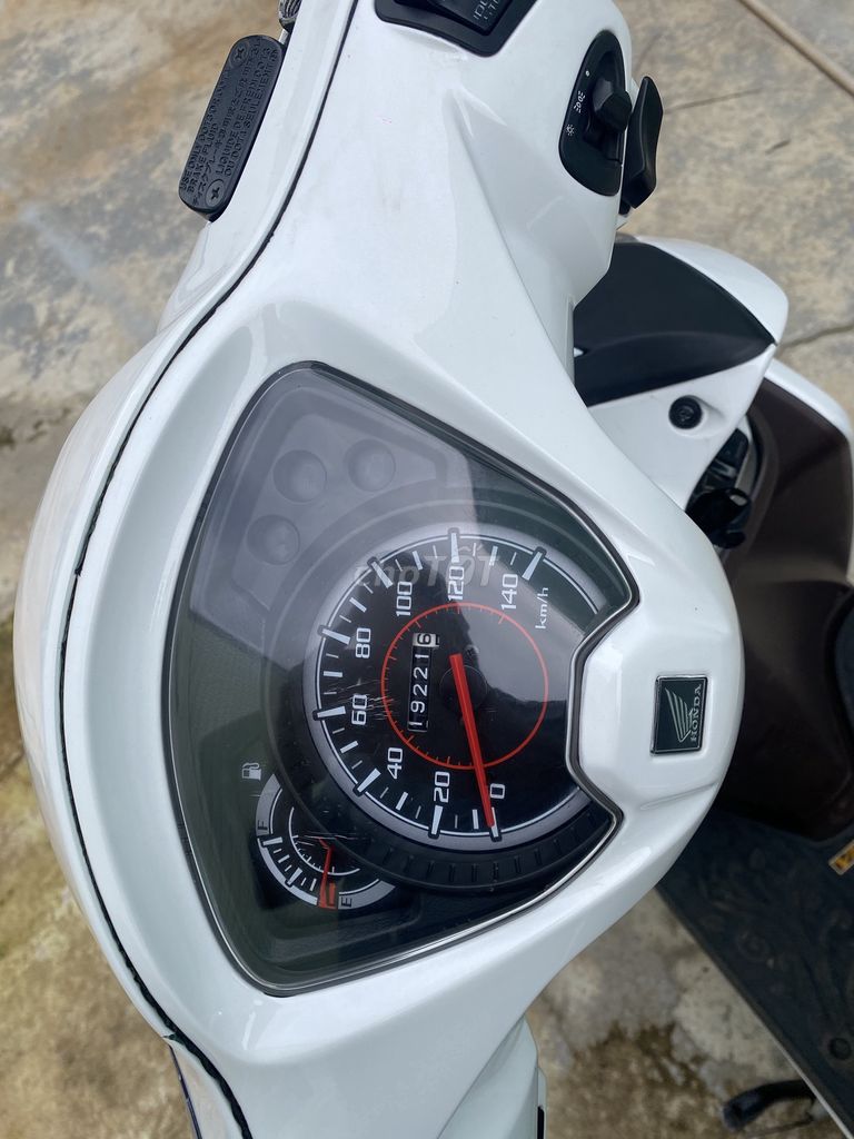 Nhà dư xe cần vi son hon da ít đi giữ gìn.. Mua bán Xe máy tại Thành phố Buôn Ma Thuột Đắk Lắk được đăng bởi Minh hình 1