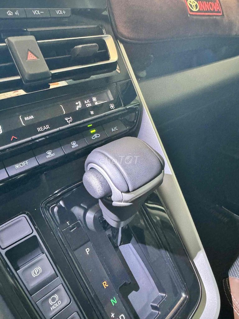 Toyota Innova Cross 2025 2.400KM Thương lượng mạnh. Mua bán Ô tô tại Quận Tân Phú Tp Hồ Chí Minh được đăng bởi TRƯƠNG THANH TUYỀN hình 6