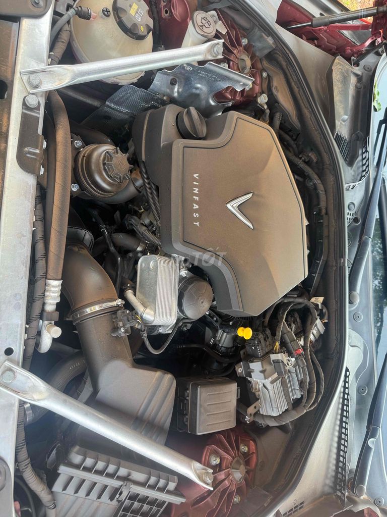 Vinfast Lux A 2021 photo 2
