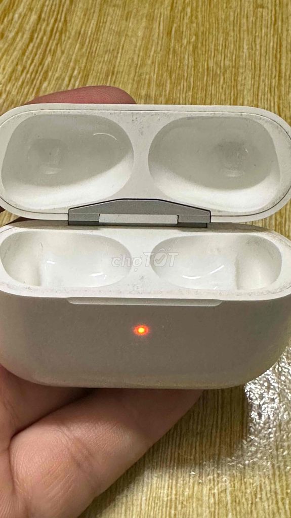 Dock sạc Apple AirPods Pro Trắng Đã sử dụng. Mua bán Phụ kiện (Màn hình, Chuột...) tại Quận 8 Tp Hồ Chí Minh được đăng bởi Hoang Minh hình 1