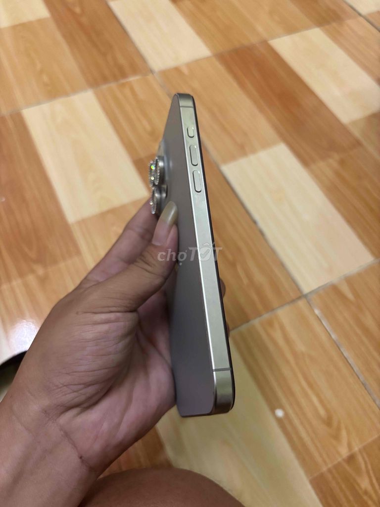 Apple iPhone 15 Pro Max Xám 256 GB. Mua bán Điện thoại tại Quận Bình Tân Tp Hồ Chí Minh được đăng bởi Trần Minh hình 1