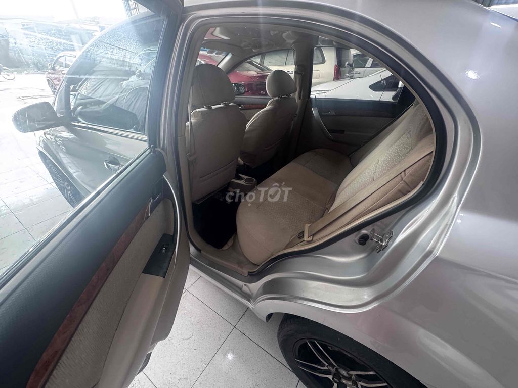 Daewoo Gentra màu Bạc. Mua bán Ô tô tại Quận Bình Thuỷ Cần Thơ được đăng bởi Phi hình 8