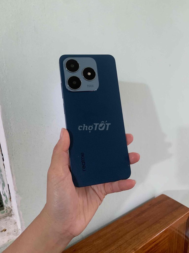 Realme C65s xanh 128G/8G Bh 20 tháng mới 99%