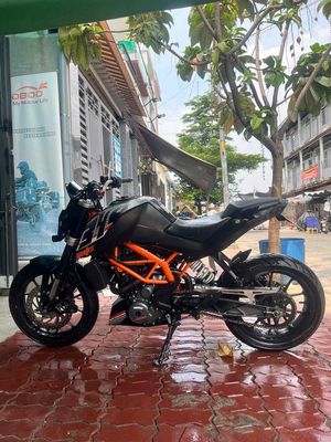 KTM Duke 390 2016 Đen cam