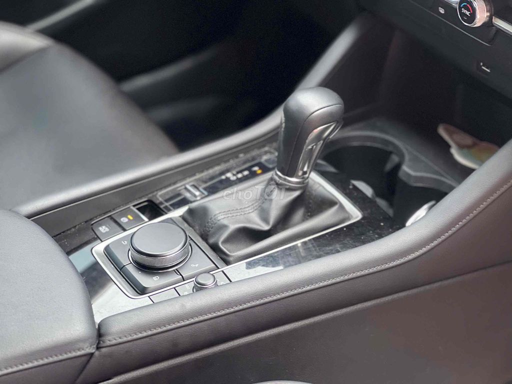 Mazda 3 2024 1.5L Luxury - 26000 km. Mua bán Ô tô tại Thành phố Thuận An Bình Dương được đăng bởi Phạm Nguyễn Hồng Nhung hình 12