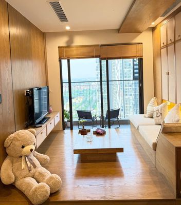 CHUNG CƯ  54m2, 2 Ngủ VINHOME OCEAN PARK 1, Giá  3.1 tỉ full nội thất