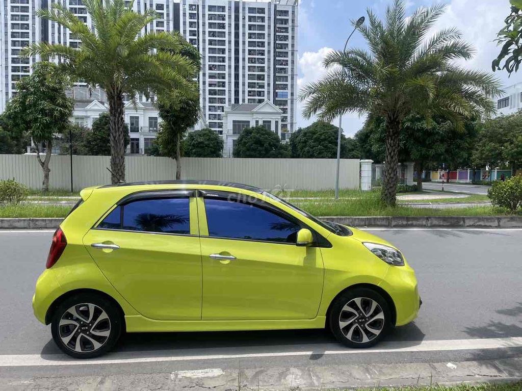 KIA Morning 2017 Si  may 1.25  số sàn chính chủ. Mua bán Ô tô tại Quận Tây Hồ Hà Nội được đăng bởi thanh hằng  hình 1