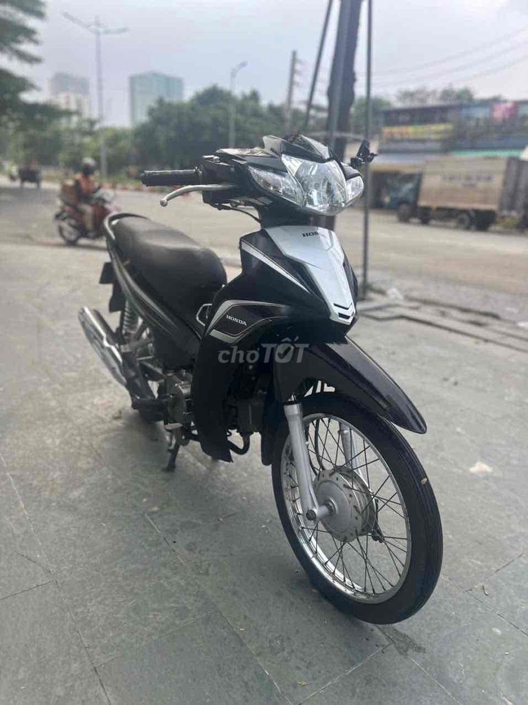 wave blade 2017 cavet theo xe giấy tờ đầy đủ máy z. Mua bán Xe máy tại Quận 7 Tp Hồ Chí Minh được đăng bởi Gia Bảo  hình 5