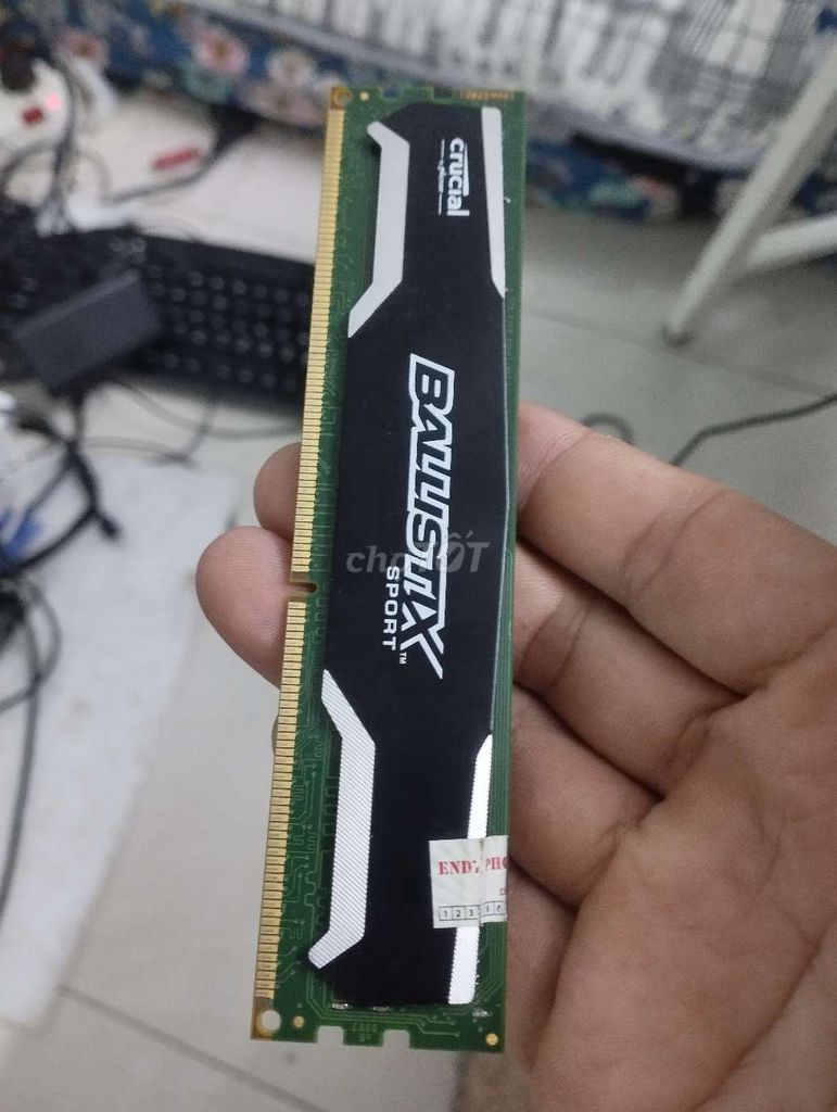 Ram pc ddr3 8g 1600 crucial có tản