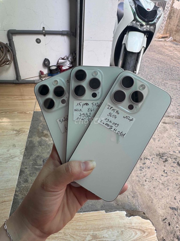 Apple iPhone 15 Pro 256GB Đã sử dụng. Mua bán Điện thoại tại Thành phố Biên Hòa Đồng Nai được đăng bởi nguyễn lê store hình 1