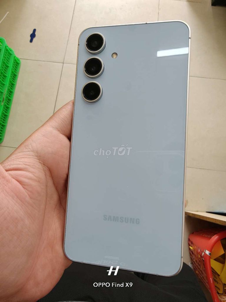 Samsung S24 FE 8GB/128GB Xám. Mua bán Điện thoại tại Thành phố Sóc Trăng Sóc Trăng được đăng bởi Thanh Tùng hình 1