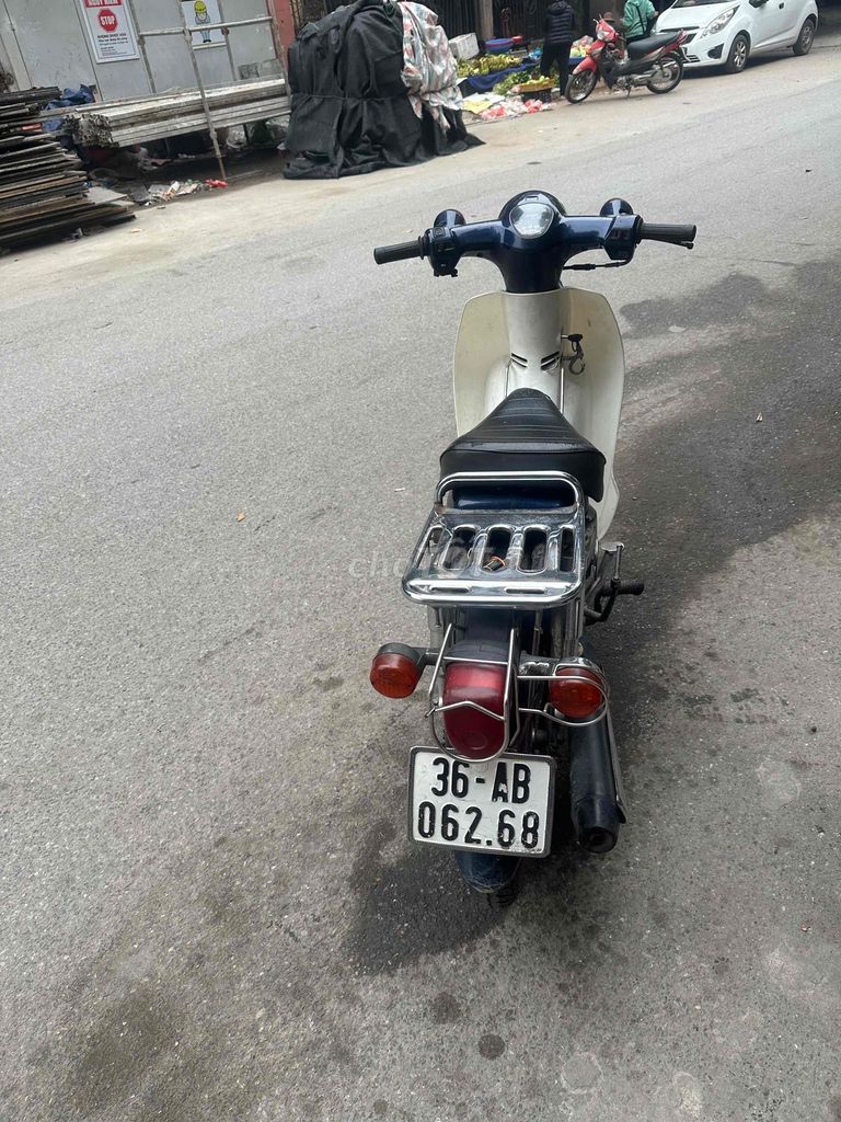 Xe máy Cub 50cc Xanh trắng. Mua bán Xe máy tại Quận Hà Đông Hà Nội được đăng bởi A NAM NHÀ  PHỐ  hình 5