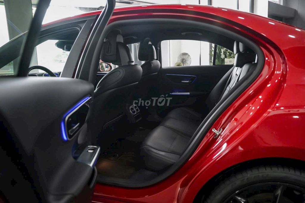 🔺MERCEDES C200 AVANTGARDE MODEL 2023 MỘT CHỦ. Mua bán Ô tô tại Quận 7 Tp Hồ Chí Minh được đăng bởi Tung hình 9