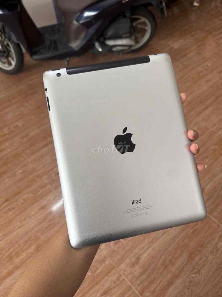 ipad 4, 32g, nứt tí, pin ok. Mua bán Máy tính bảng tại Thành phố Thủ Dầu Một Bình Dương được đăng bởi Phước Mobile hình 1