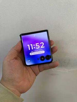 Điện Thoại Motorola Razr 50 Ultra Ram 12/256GB. Mua bán Điện thoại tại Quận Gò Vấp Tp Hồ Chí Minh được đăng bởi Hoàng Anh