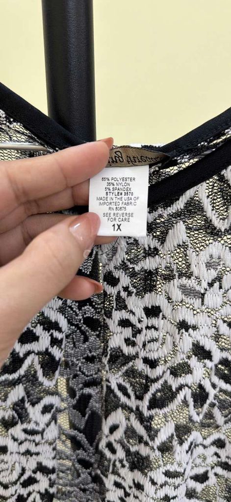 Áo ren Nữ Polyester, Nylon Đen trắng Size L. Mua bán Quần áo tại Thành phố Thủ Đức Tp Hồ Chí Minh được đăng bởi Hải Đăng  hình 1