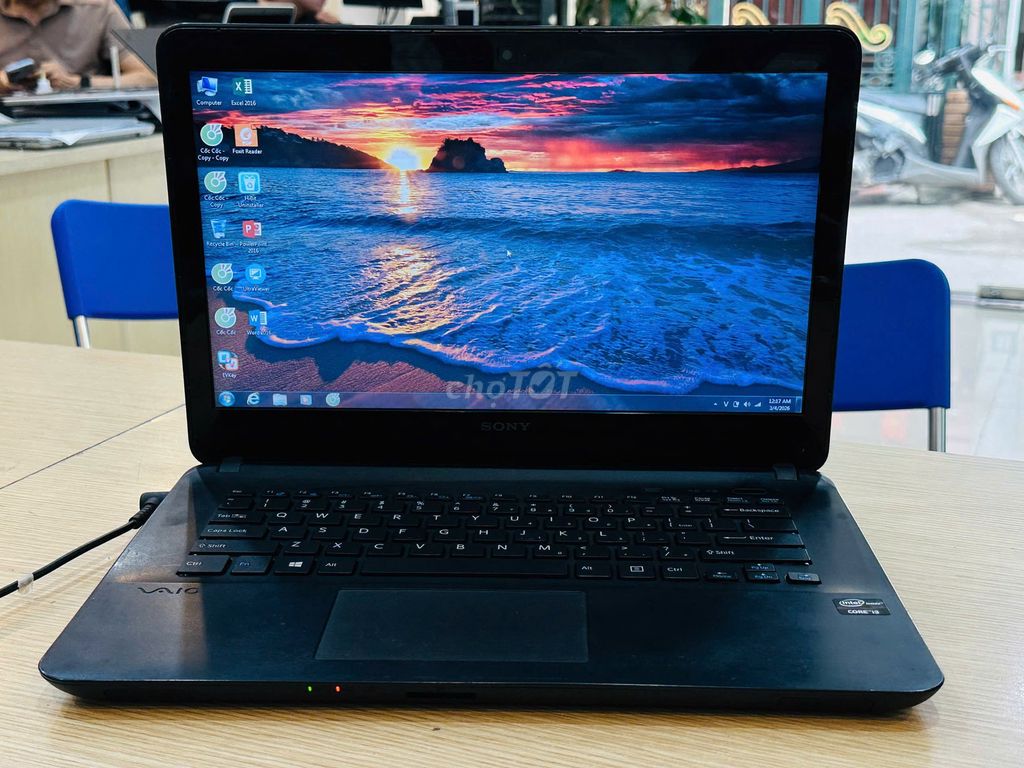 Sony Vaio SVF1421 i3 2GB/750GB NGHE NHẠC XEM PHIM. Mua bán Laptop tại Quận Đống Đa Hà Nội được đăng bởi Thế Hoàng hình 1