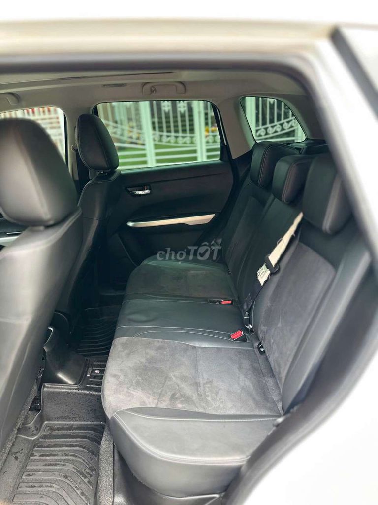 2017 1.6 AT - 80000 km. Mua bán Ô tô tại Quận Cầu Giấy Hà Nội được đăng bởi Nguyễn Hưng  hình 6