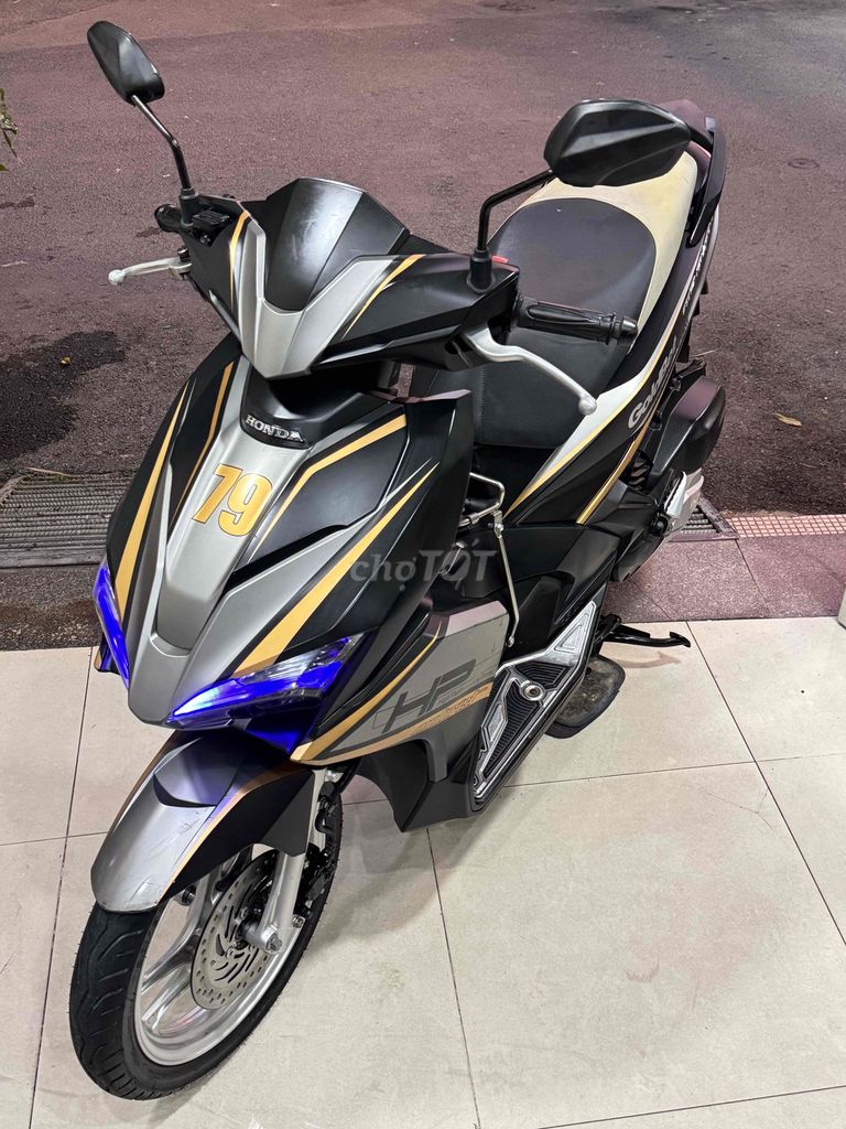 BÁN AIRBLADE PBĐB Fi 125/T12.2017 TRÙM MỀN,BSTP. Mua bán Xe máy tại Quận 3 Tp Hồ Chí Minh được đăng bởi Bích Chi hình 2