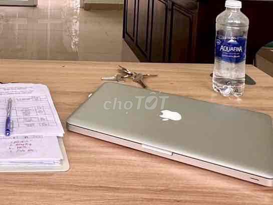 Laptop Apple Bạc. Mua bán Laptop tại Quận Sơn Trà Đà Nẵng được đăng bởi Anh Tuấn hình 1