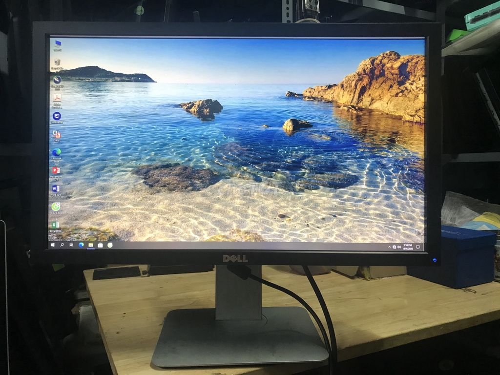 Màn hình Dell 22 inch Full HD sáng đẹp, chân xoay. Mua bán Phụ kiện (Màn hình, Chuột...) tại Quận 3 Tp Hồ Chí Minh được đăng bởi Anh Dũng hình 1
