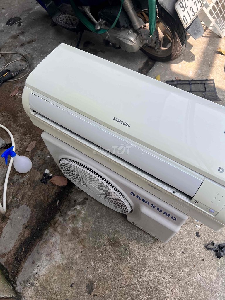 Thanh lý máy lạnh Samsung 1hp inverter