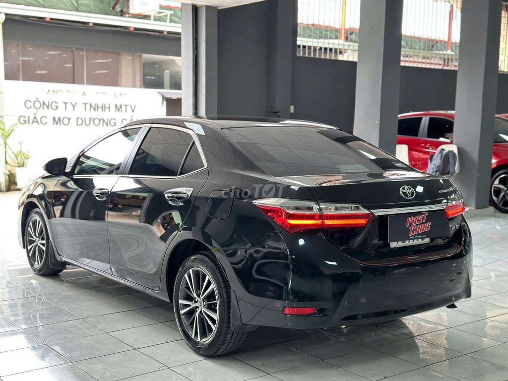 Toyota Corolla Altis 2018 1.8G, màu đen,89.000 km. Mua bán Ô tô tại Thành phố Thủ Đức Tp Hồ Chí Minh được đăng bởi Son Do hình 5