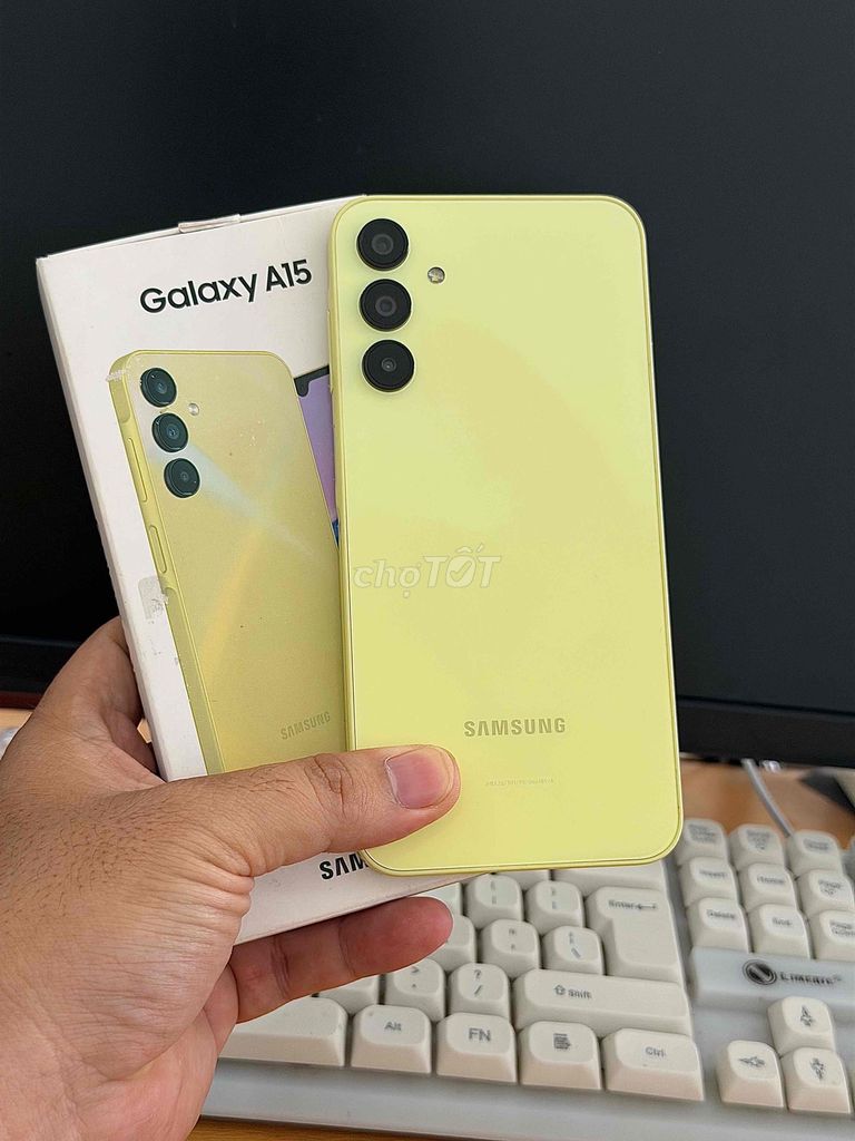 Samsung Galaxy A15 128GB Vàng FullBox Chính Hãng. Mua bán Điện thoại tại Quận Ninh Kiều Cần Thơ được đăng bởi Cầm Đồ Tấn Lợi hình 1
