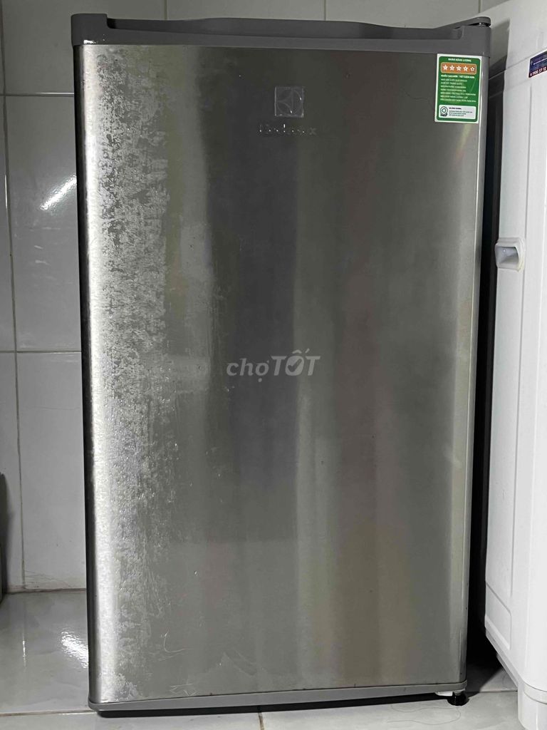 Electrolux 92 lít 1tr5 còn mới