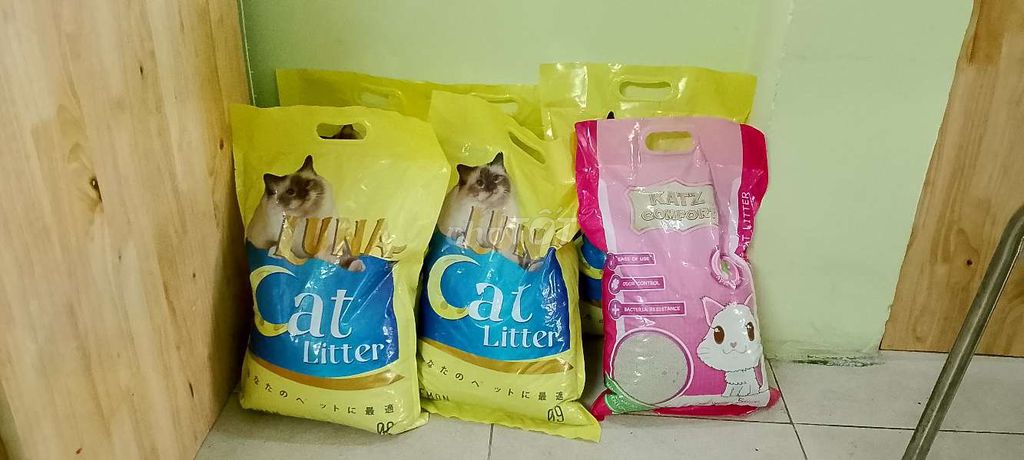 Bán thanh lý 6 túi cát mèo Luna 2 vị Chanh - Táo. Mua bán Phụ kiện, Thức ăn, Dịch vụ tại Quận 11 Tp Hồ Chí Minh được đăng bởi Sữa tươi hình 1