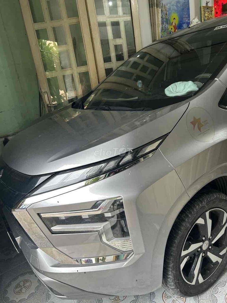 Mitsubishi Xpander 2023 Серебристый 168 000 км