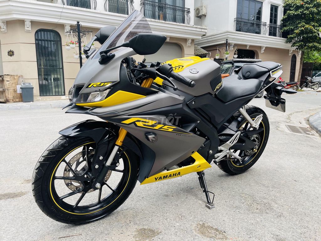 Yamaha R15 V3 Vàng Đen 2022 Máy Chất Xe Nguyên Bản