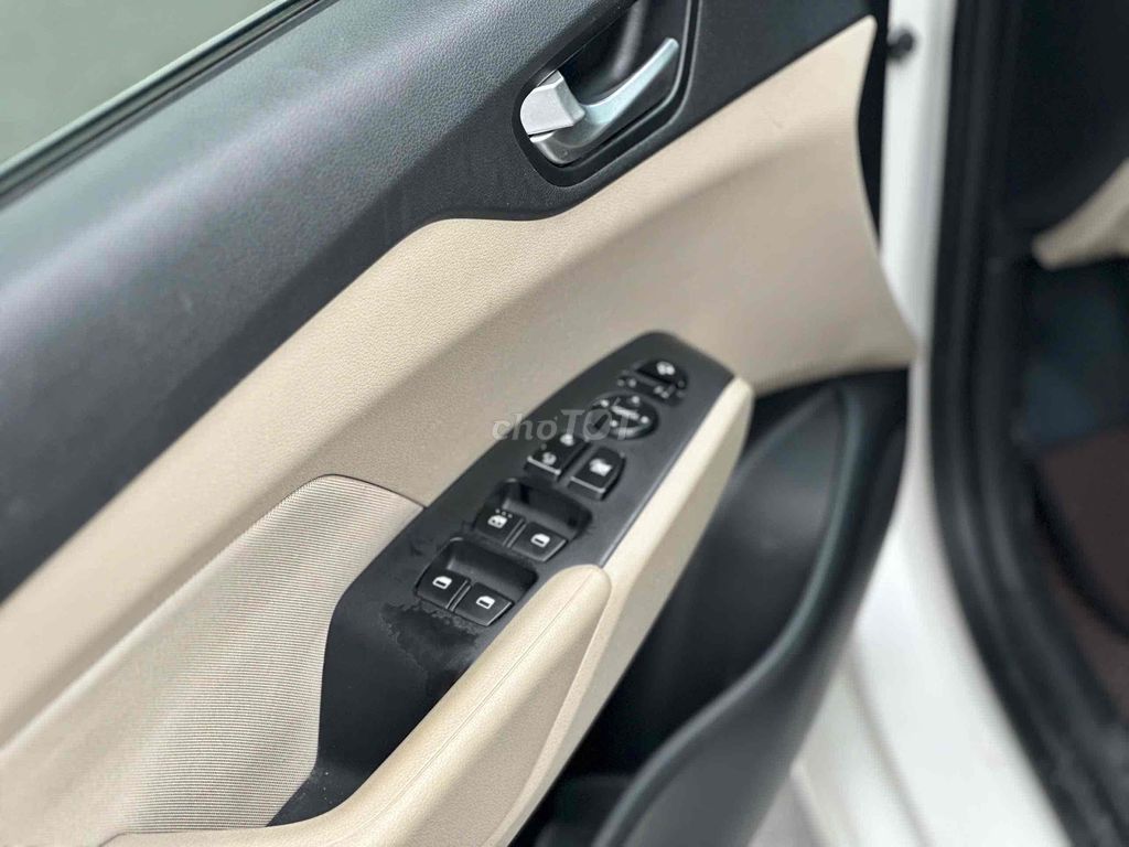 Hyundai Accent 2020 1.4MT - 72000 km. Mua bán Ô tô tại Quận 12 Tp Hồ Chí Minh được đăng bởi Phong hình 5