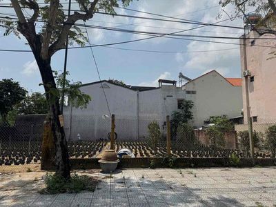 BÁN ĐẤT 2 MT ĐƯỜNG TÔN ĐỨC THẮNG- HỘI AN NGAY BIỂN AN BÀNG, DT 533M2. Mua bán đất tại Thành phố Hội An Quảng Nam được đăng bởi Phan Thị Thu Thảo