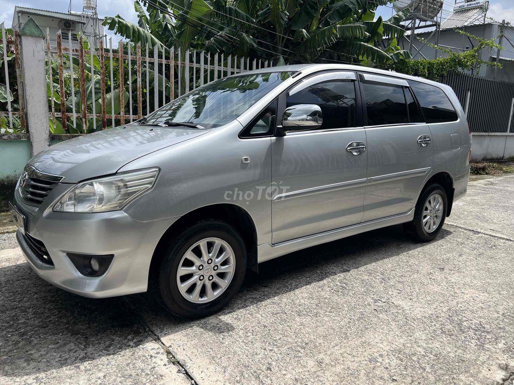 Toyota Innova E 2013 родная проверка