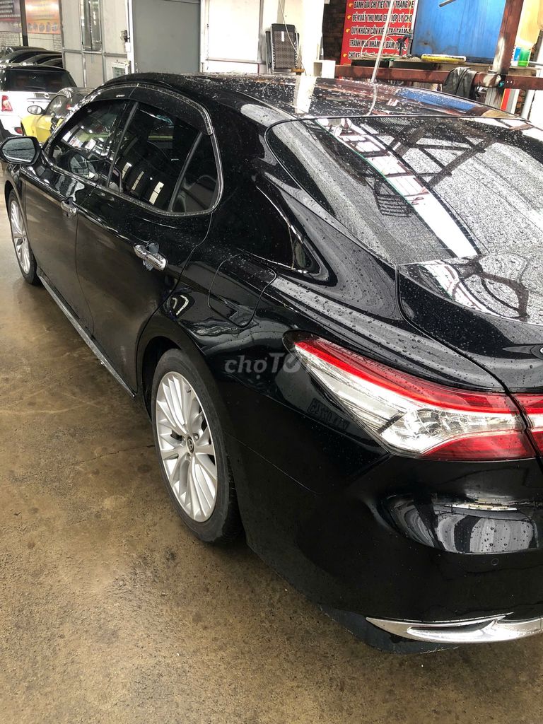 Toyota Camry 2019 2.5Q - 200000 km. Mua bán Ô tô tại Quận Tân Phú Tp Hồ Chí Minh được đăng bởi IVY hình 5