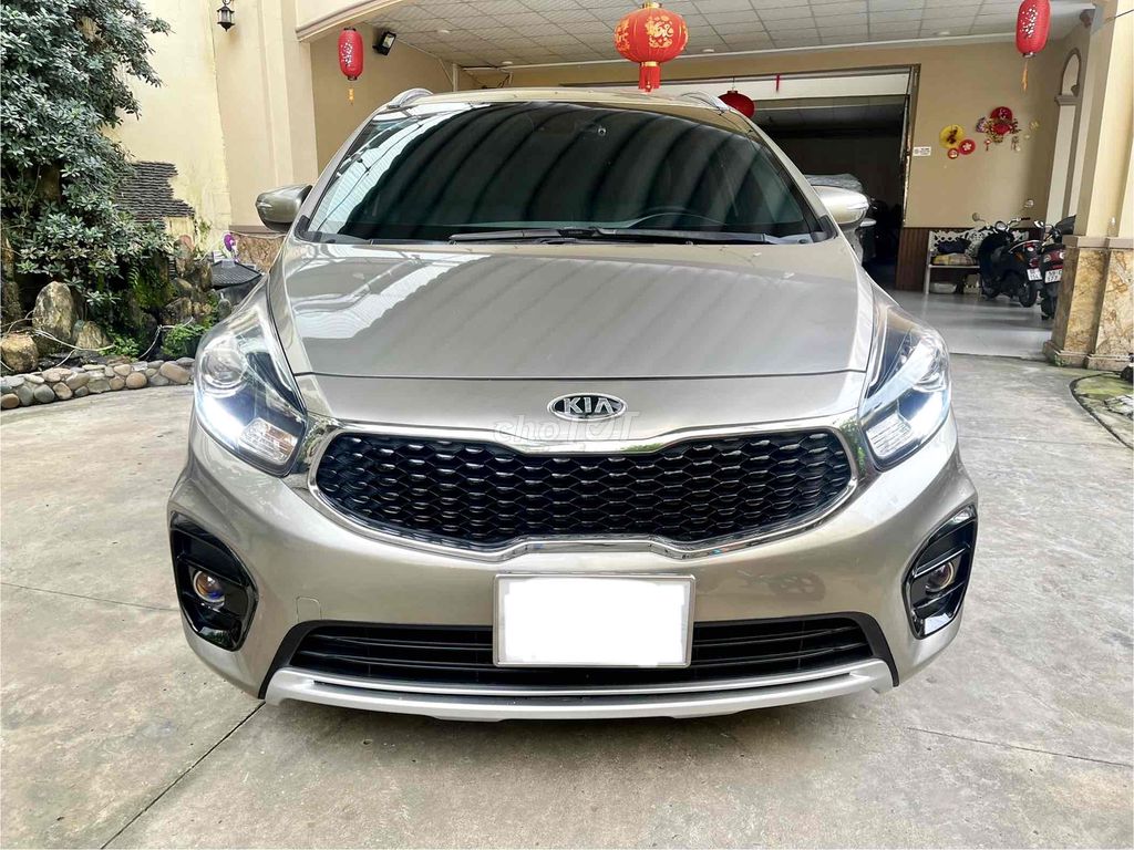 Kia Rondo 2.0 GAT 2019. Xe gia đình rất đẹp. Mua bán Ô tô tại Quận 7 Tp Hồ Chí Minh được đăng bởi Thanh Bình Land hình 2